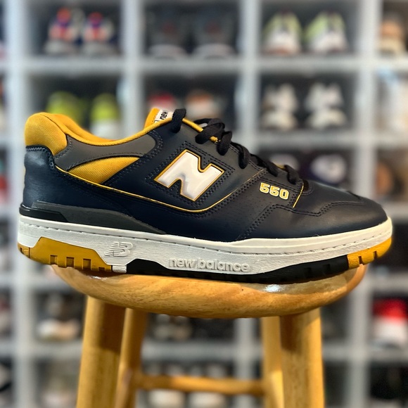 New Balance 550 Navy and Yellow